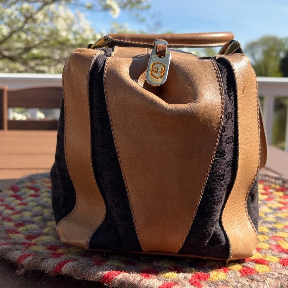 Vintage Gucci Micro GG Canvas Boston Bag Size 28 Black Tan Made in Italy - Picture 8 of 17